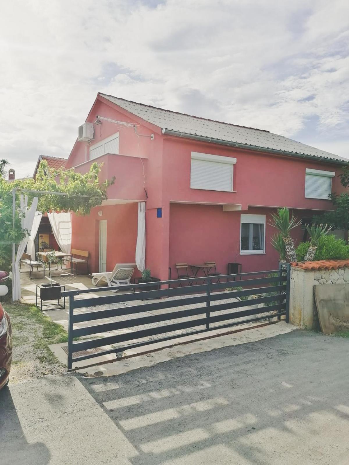 RažanacHouse For Rent Paola别墅 外观 照片